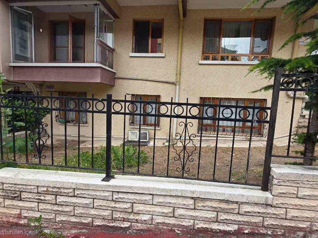KOLEJ SAMUR SOKAKTA METROYA KIZILAYA ÜNIVERSITE VE HASTANELERE YAKIN BAKIMLI SATILIK 2+1 DAIRE