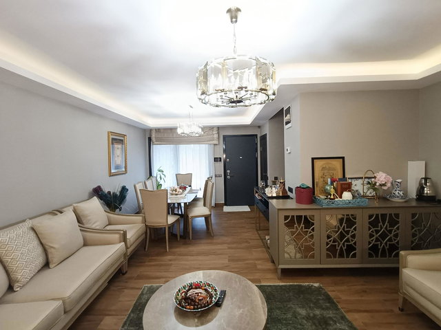 ATAKENT'TE SITE IÇI HEM KONUT HEM İŞ YERINE UYGUN SATILIK LÜKS VILLA