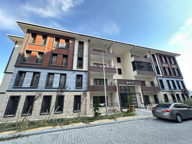 RE/MAX MID DEN KUVA-I MILLIYE TOKI'DE KIRALIK 3+1 DAIRE