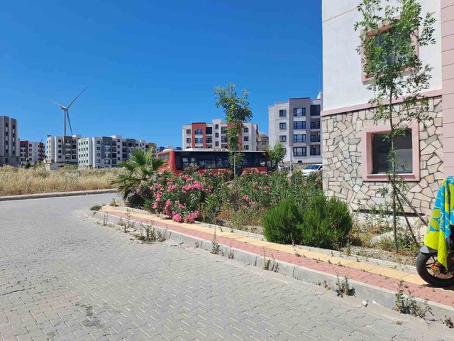 SEFERİHİSAR TOKİ DE ÖNÜ AÇIK SATILIK 2+1 DAİRE