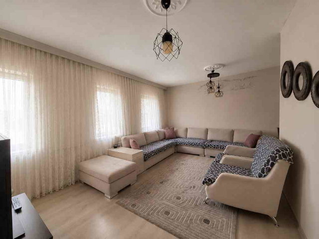 REMAX LEON'DAN GEMLİK KUMSAZ'DA SATILIK 2 KATLI  MÜSTAKİL EV