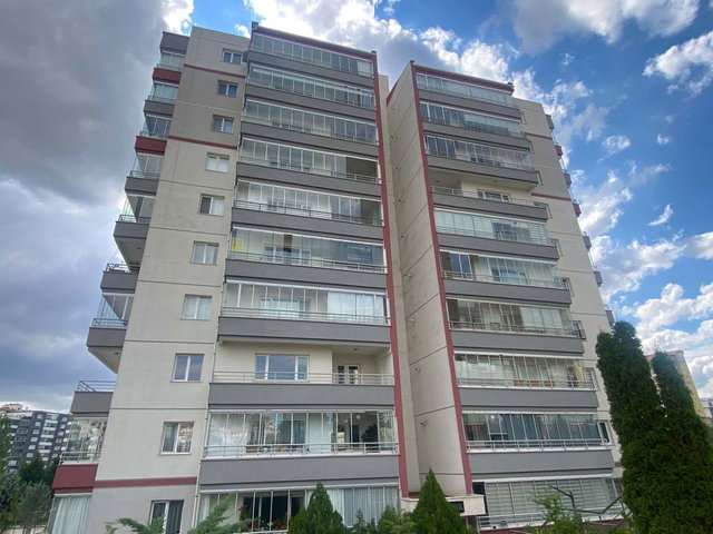 YENİMAHALLE ÇAKIRLAR ARTOVA SİTESİ ARA KAT KİRALIK 3+1 DAİRE