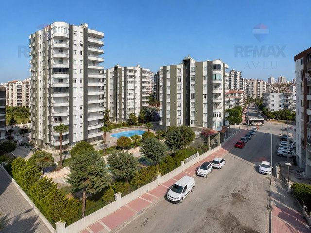 REMAX AVLU'DAN AKDENİZ MAH. 3+1 SİTE İÇİ HAVUZLU KİRALIK DAİRE