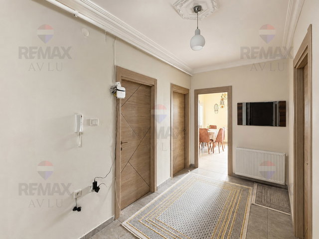 REMAX AVLU'DAN AKDENİZ MAH. 3+1 SİTE İÇİ HAVUZLU KİRALIK DAİRE