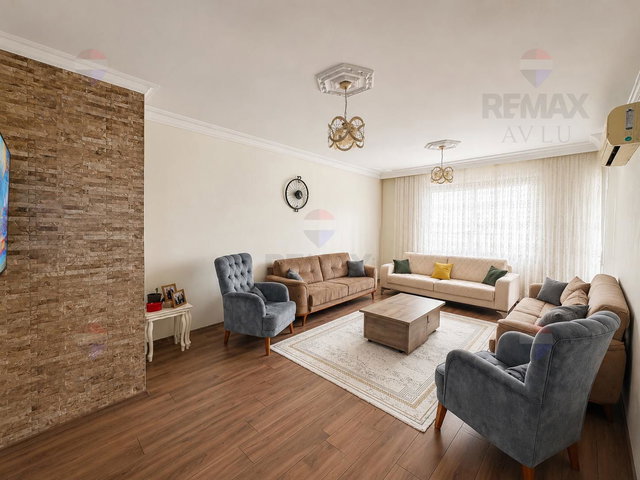 REMAX AVLU'DAN AKDENİZ MAH. 3+1 SİTE İÇİ HAVUZLU KİRALIK DAİRE
