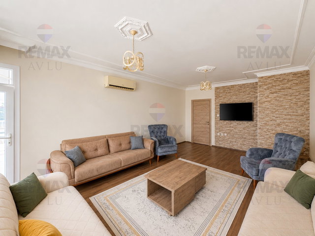 REMAX AVLU'DAN AKDENİZ MAH. 3+1 SİTE İÇİ HAVUZLU KİRALIK DAİRE