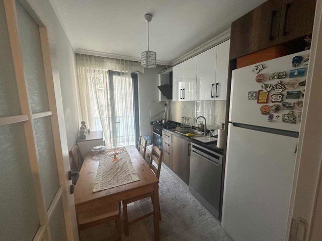 KÜÇÜKÇEKMECE MERKEZ MAHALLESI BLUE GARDEN SITESI’NDE EBEVEYN BANYOLU 2+1 FIRSATI!   İSTANBUL’UN DE