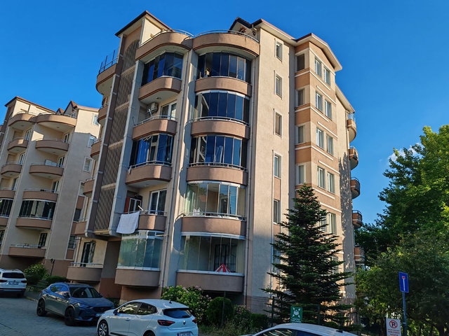 KOCAELİ ALİKAHYA GÜLAÇTI ORKİDE SİTESİ 3+1 GENİŞ SATILIK DAİRE