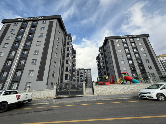 REMAX İLKE'DEN YILDIZKENT YENİ BULVARDA 4+1 SATILIK LÜKS DAİRE