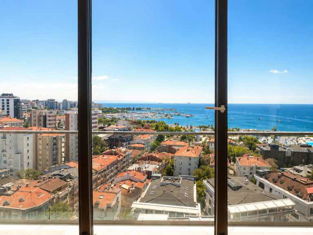 KALAMIŞ MARİNA'YA YÜRÜME MESAFESİNDE ,PANORAMİK DENİZ MANZARALI  LÜKS 3+1