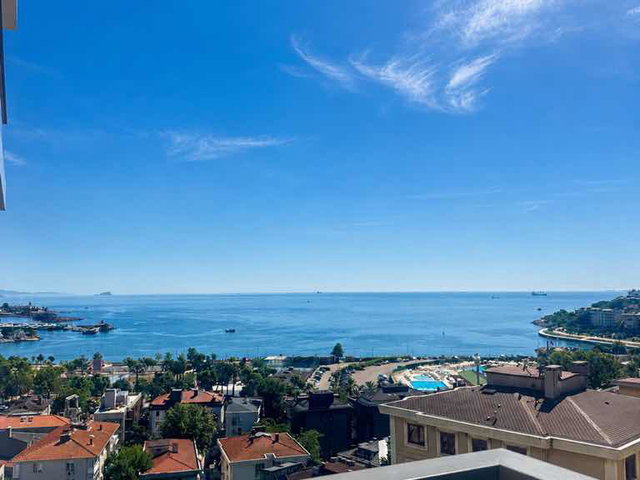 KALAMIŞ MARİNA'YA YÜRÜME MESAFESİNDE ,PANORAMİK DENİZ MANZARALI  LÜKS 3+1