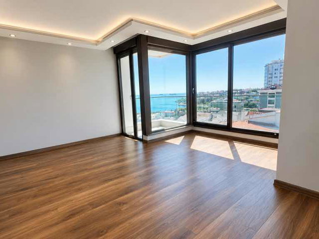 KALAMIŞ MARİNA'YA YÜRÜME MESAFESİNDE ,PANORAMİK DENİZ MANZARALI  LÜKS 3+1