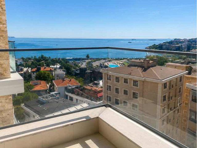 KALAMIŞ MARİNA'YA YÜRÜME MESAFESİNDE ,PANORAMİK DENİZ MANZARALI  LÜKS 3+1