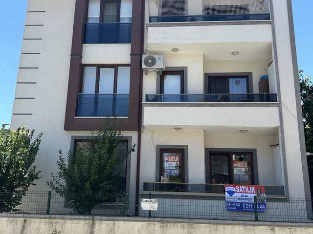 SERDİVAN İKİ AVM ARASINDA MÜKEMMEL KONUMDA 3+1 DAİRE