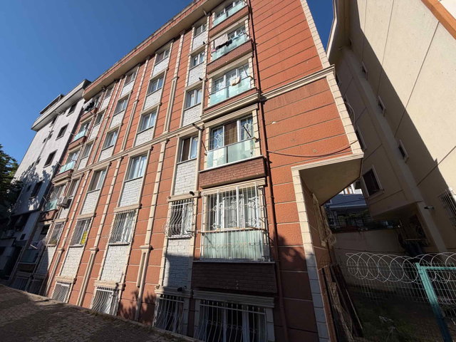ATAŞEHIR ESATPAŞA MH. KULLANIŞLI KIRALIK 2+1 DAIRE