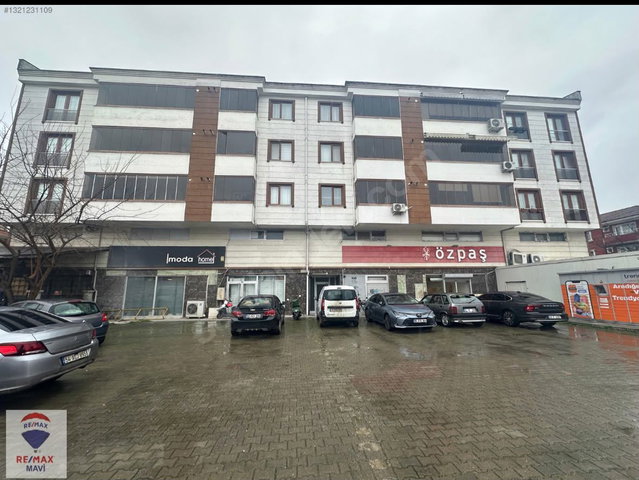 REMAX MAVİ'DEN HENDEK MERKEZDE 3+1 ÇİFT BALKONLU KİRALIK DAİRE