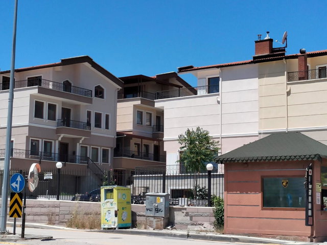 BAĞLICA DOĞANKENT SİTESİNDE SATILIK  6+1 VİLLA