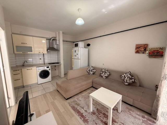 REMAX POINT'TEN EĞITIM FAKÜLTESI ARKASI EŞYALI (1+1)DAIRE