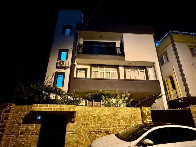 REMAX RİNA'DAN ŞEHİR HASTANESİNE YÜRÜME MESAFESİNDE FULL EŞYALI 2+1 DAİRE