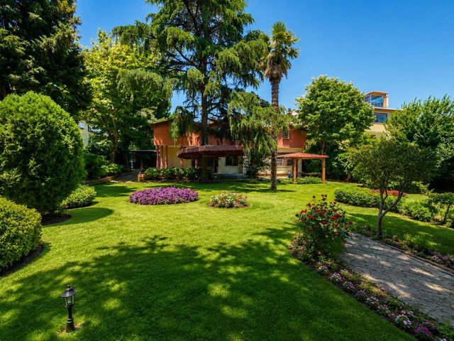 İSTMARINA ARKASI 8+2 MÜSTAKIL VILLA 800M² BAHÇE KURUMSALA UYGUN
