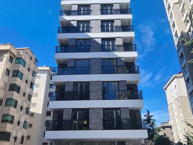 KARANFİL SOKAKTA SATILIK 3+1 DAİRE
