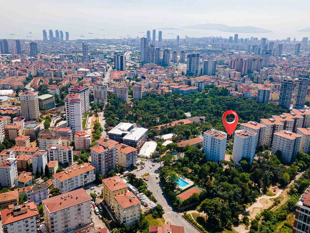 KARTAL YAKACIK SATILIK 3+1 SİTE İÇERİSİNDE GENİŞ ARA KAT DAİRE