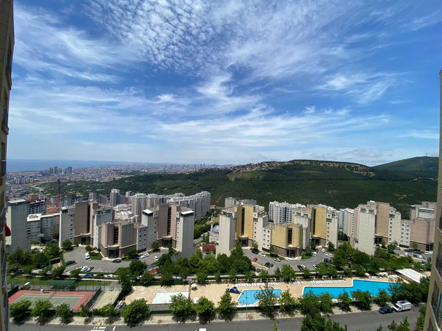 REMAX WE DILEK'TEN 1.ETAPTA DENIZ VE ORMAN MANZARALI SATILIK 3+1B