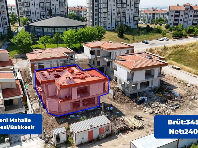 RE/MAX MİD’DEN YENIMAHALLE’DE SATILIK 345 M2 VILLA