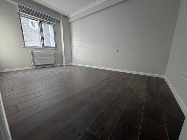KARTAL CUMHURİYYET MAHALLESİ’NDE MERKEZİ KONUMDA SATILIK 2+1 DAİRE