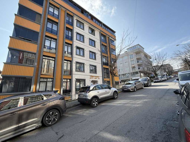 BEYLİKDÜZÜ YAKUPLU YENİ BİNA METROBÜSE YAKIN SATILIK 3+1 DAİRE