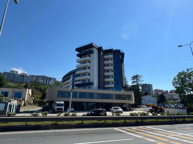 YALINCAK ATLANTIS SAHIL YOLU ÜZERI MANZARALI SATILIK 2+1 DAIRE