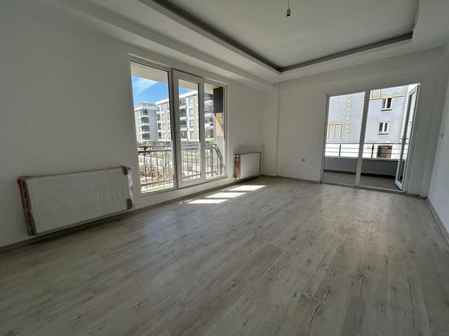 TRAMVAYA YAKIN | AYRI MUTFAK ,EBEVEYN BANYO I 2+1 FIRSAT DAİRE!