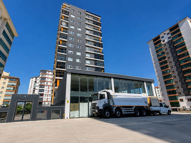 PURSAKLAR MERKEZ'DE 190 M² GENIŞ KULLANIMLI 4+1 SATILIK DAIRE