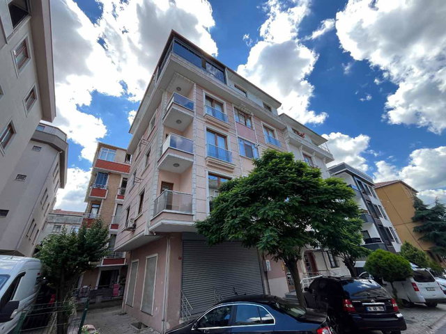 REMAX PROF'TAN İNÖNÜ MAHALLESİNDE 3+1 BALKONLU KİRALIK DAİRE