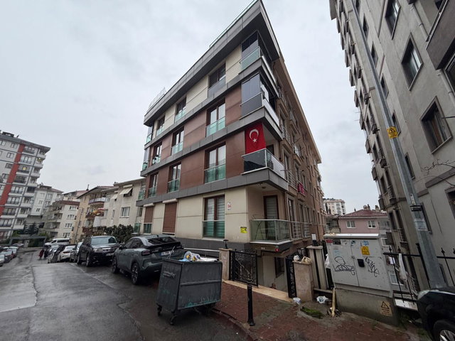 ÜMRANİYE MERKEZDE METROYA 5 DK! KREDİYE UYGUN GENİŞ 2+1 DAİRE