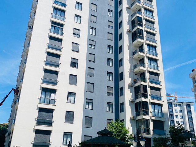 BAHÇELİEVLER'DE SİTE İÇİNDE SATILIK FIRSAT 3+1 ARA KAT DAİRE