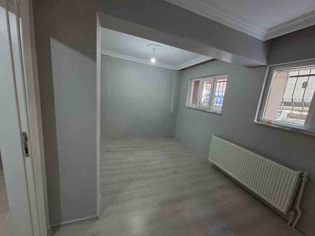 GÜNEY CEPHELİ,FERAH VE YATİRİMLİK 1+1 BAHÇE KATI DAİRE