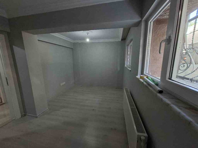 GÜNEY CEPHELİ,FERAH VE YATİRİMLİK 1+1 BAHÇE KATI DAİRE