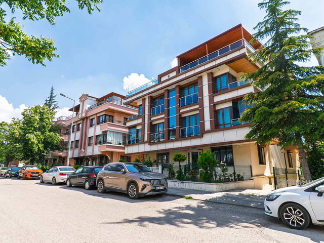 SUBAYEVLERİ MANZARALI FULL YAPILI TERASLI 6+2 DUBLEKS SATILIK DAİRE