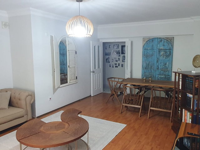 ÇUBUKLU EVLERI SITESI'NDE ARA KAT 3+1 KIRALIK DAIRE