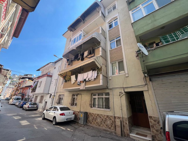 İZMİT KADIKÖY MAHALLESİ SATILIK ARAKAT 3+1 DAİRE