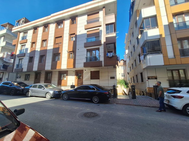 ÜMRANİYE İSTİKLAL MAH. DUBLEX 3+2 KİRALIK DAİRE