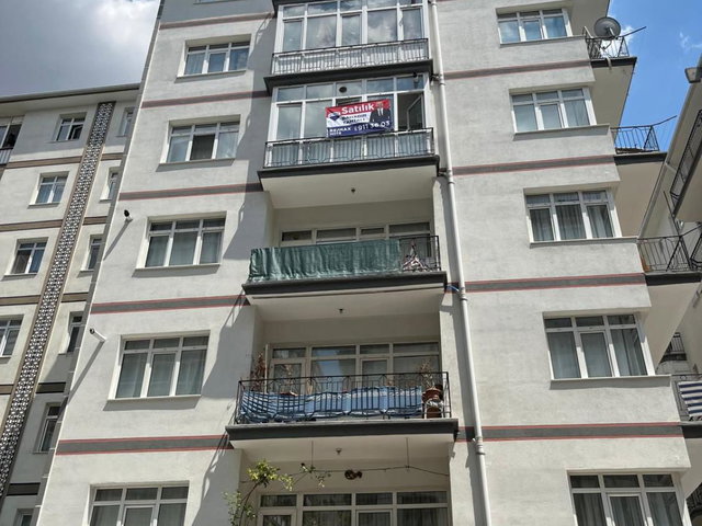 DEMETGÜL DE HAZIR KIRACILI 3+1 SATILIK DAIRE