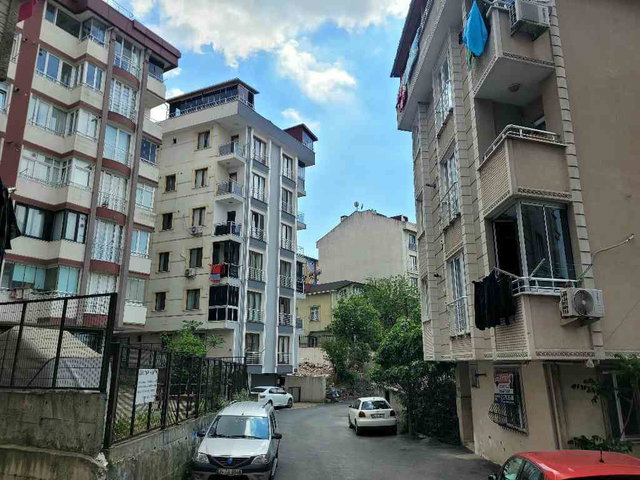 EMNİYETTEPE DOĞAN SOKAK NO 15 KİRALIK 1+1 DAİRE