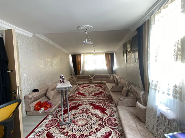ÇAYIROVA ÖZGÜRLÜK MH. 6+1 SATILIK İSKANLI ÜST DUBLEKS DAİRE