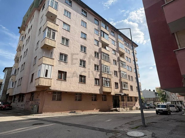 RE/MAX LACİVERT'TEN ŞEHİR MERKEZİ SATILIK 3+1 İÇİ YAPILI 7.KAT