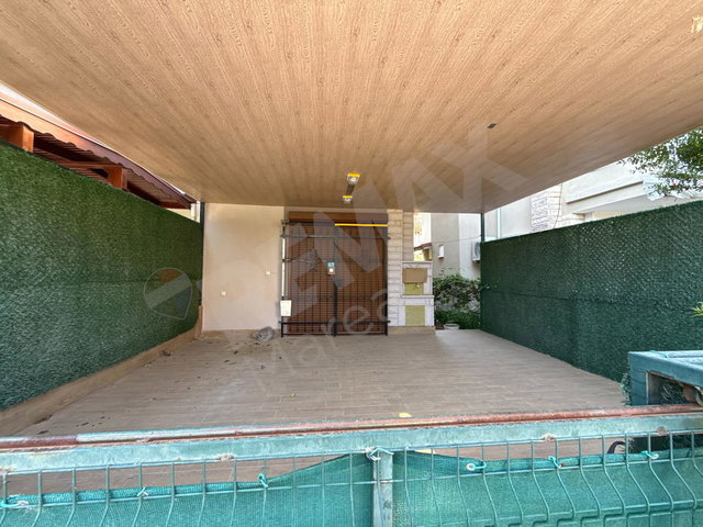 EDREMIT NARLI'DA DENIZ MANZARALI 3+1 TRIPLEX VILLA