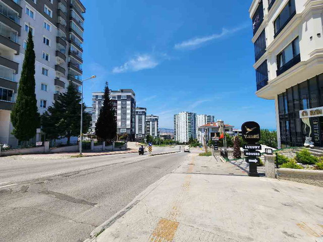 REMAX DAMLA'DAN NİŞANTAŞI CADDESİ'NDE SIFIR KİRALIK 1+1 DAİRE