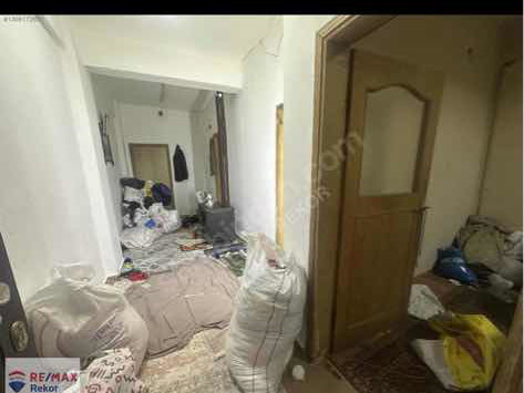 SULTANBEYLİ HASANPAŞADA SATILIK GİRİŞ KAT DAİRE