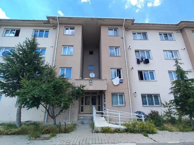 ZİRVEKENTTE KİRALIK EŞYALI TEMİZ 1+1 DAİRE